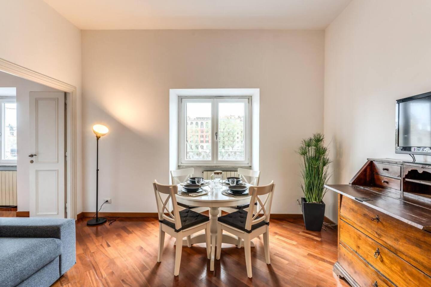 Splendid Flat On The Tiber River Roma Dış mekan fotoğraf