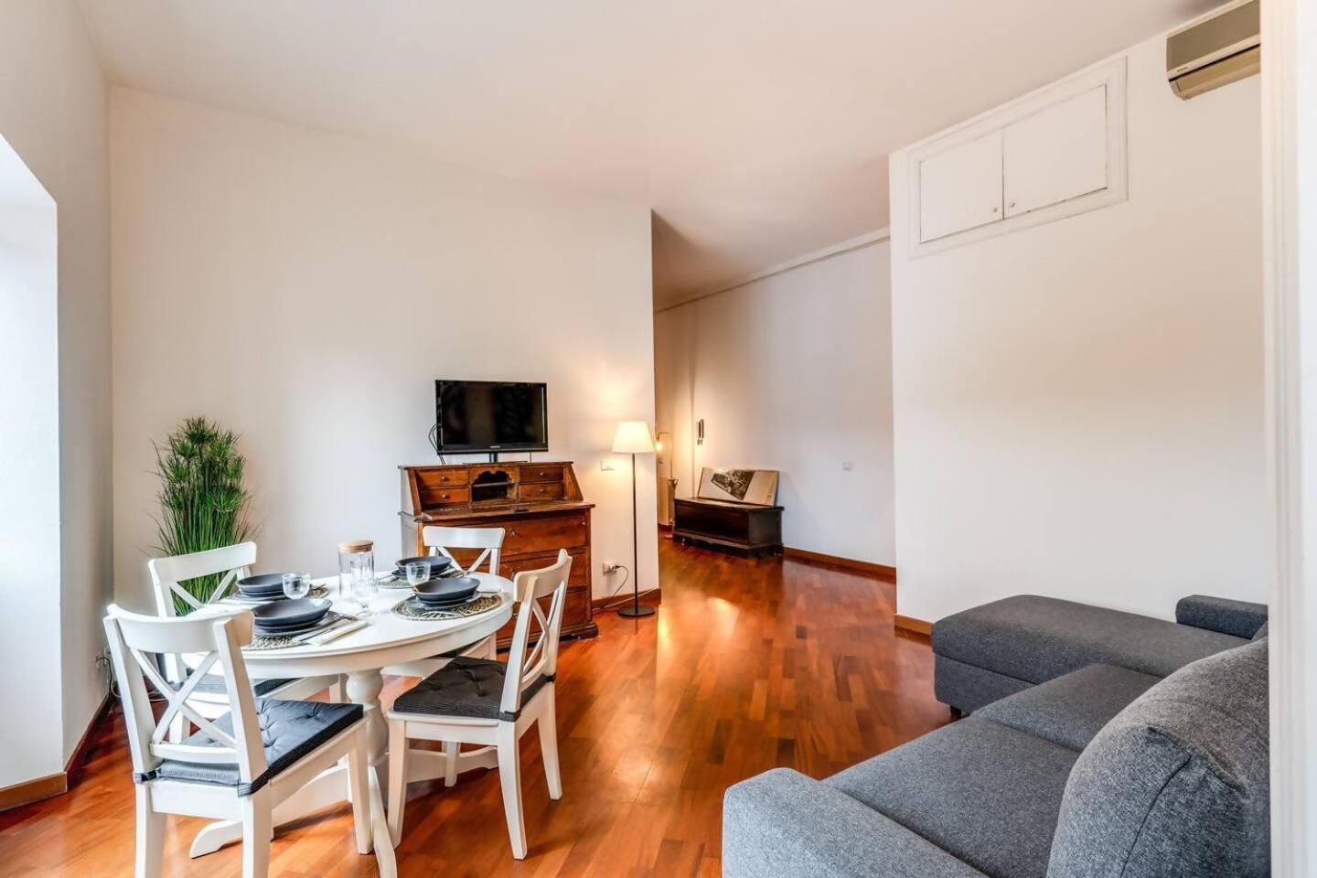 Splendid Flat On The Tiber River Roma Dış mekan fotoğraf